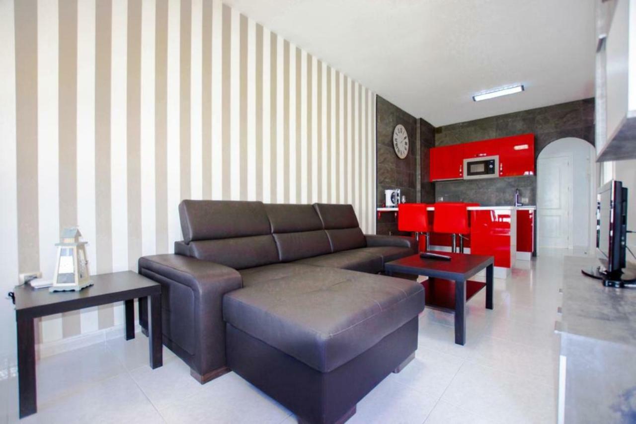 Vip Holidays & Center 1 Apartment *